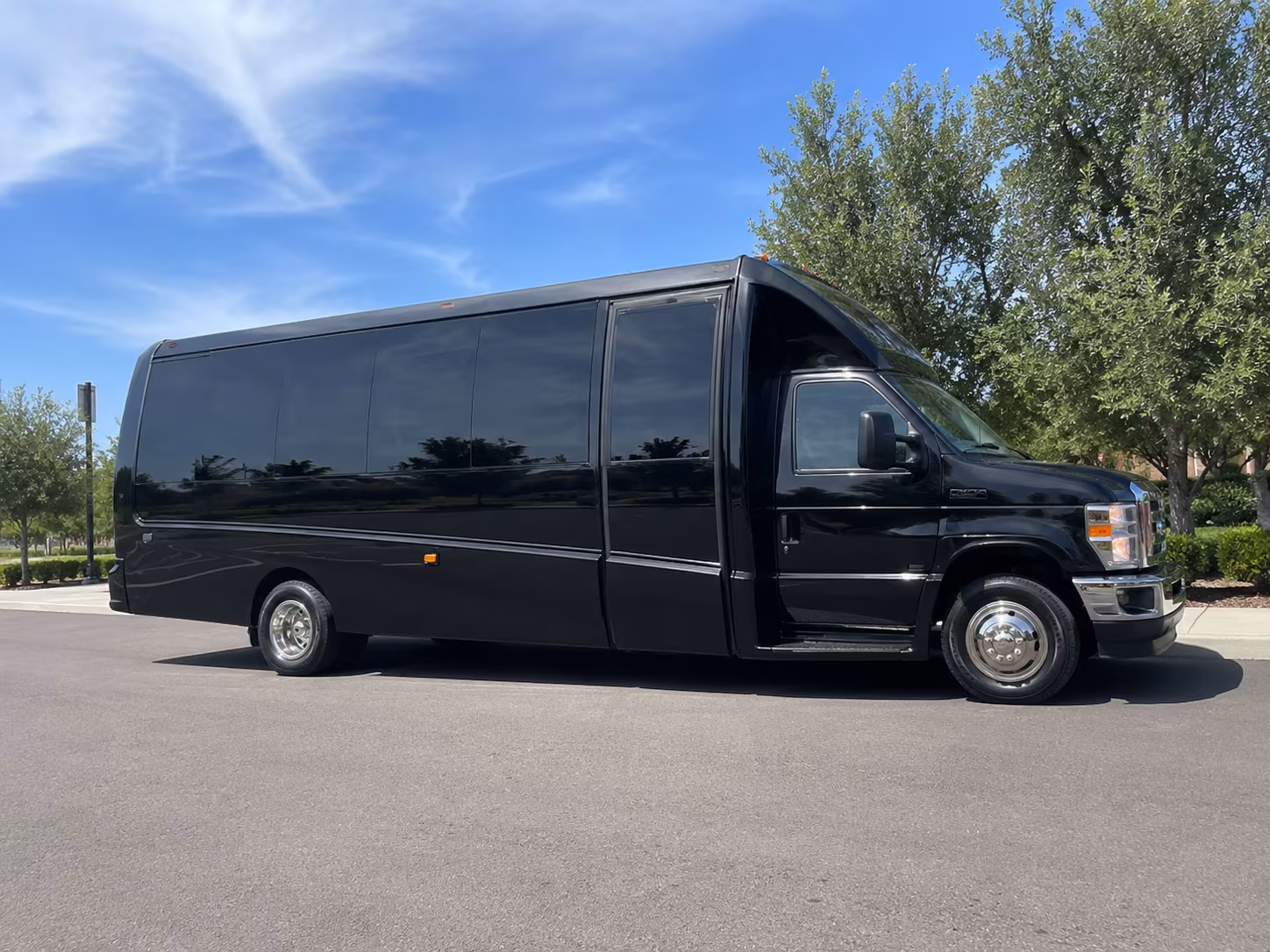 charter buses to westchester county center shows and events
