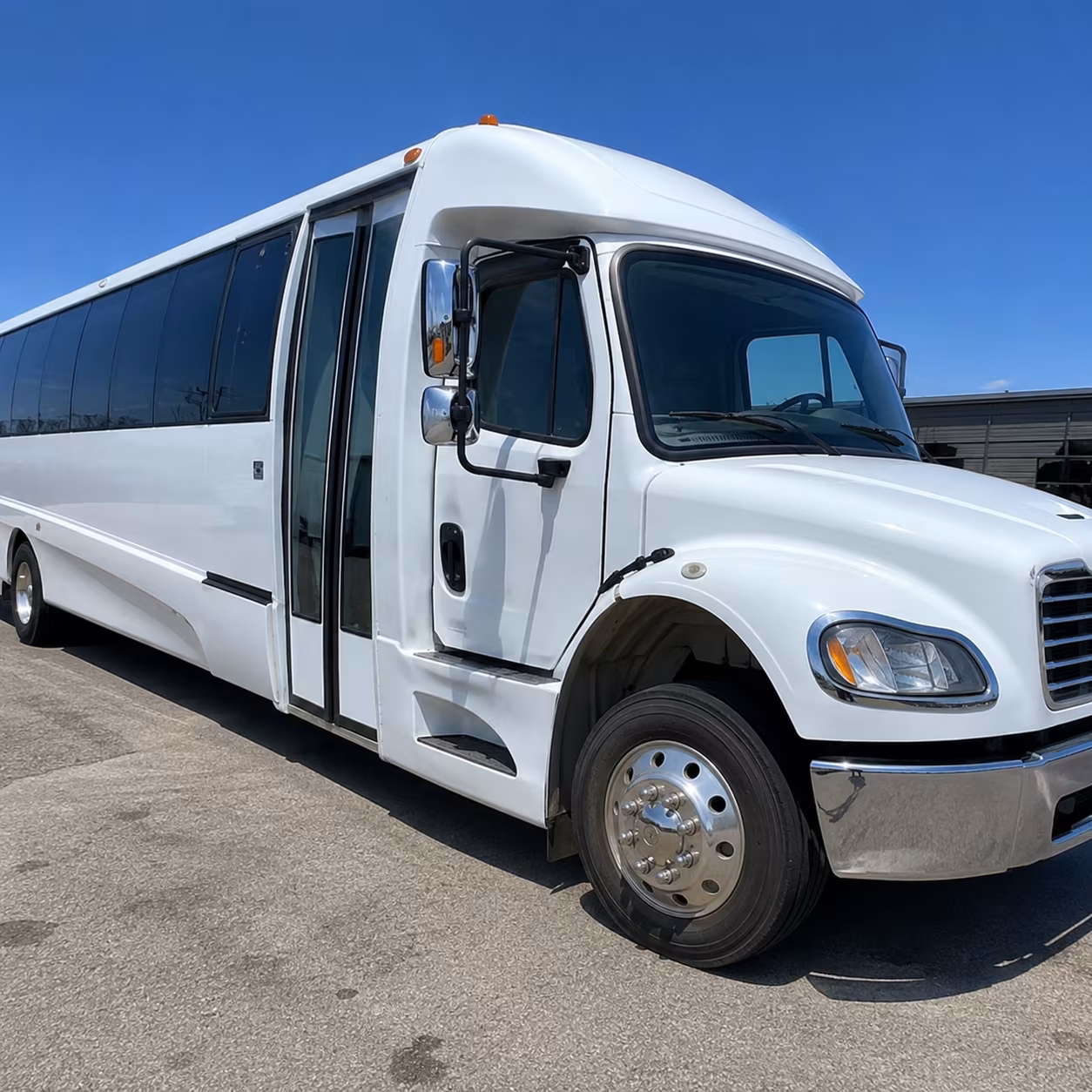 corporate and conference buses for westchester business events