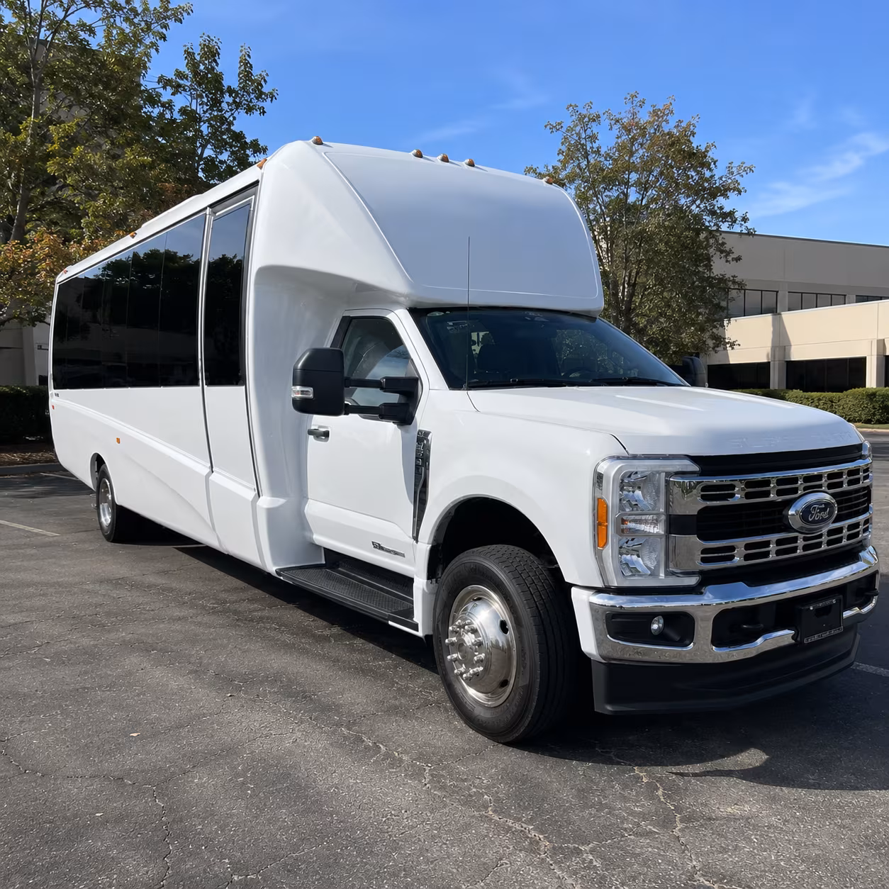 employee shuttle buses for white plains commuters and corporate campuses