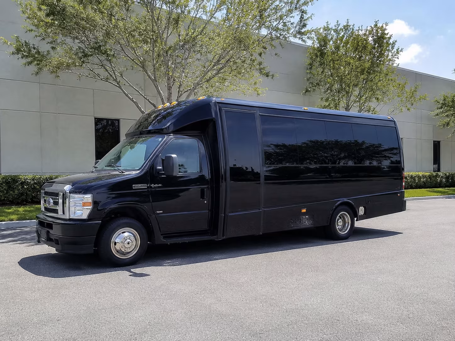 shuttle buses to caramoor center for music and the arts