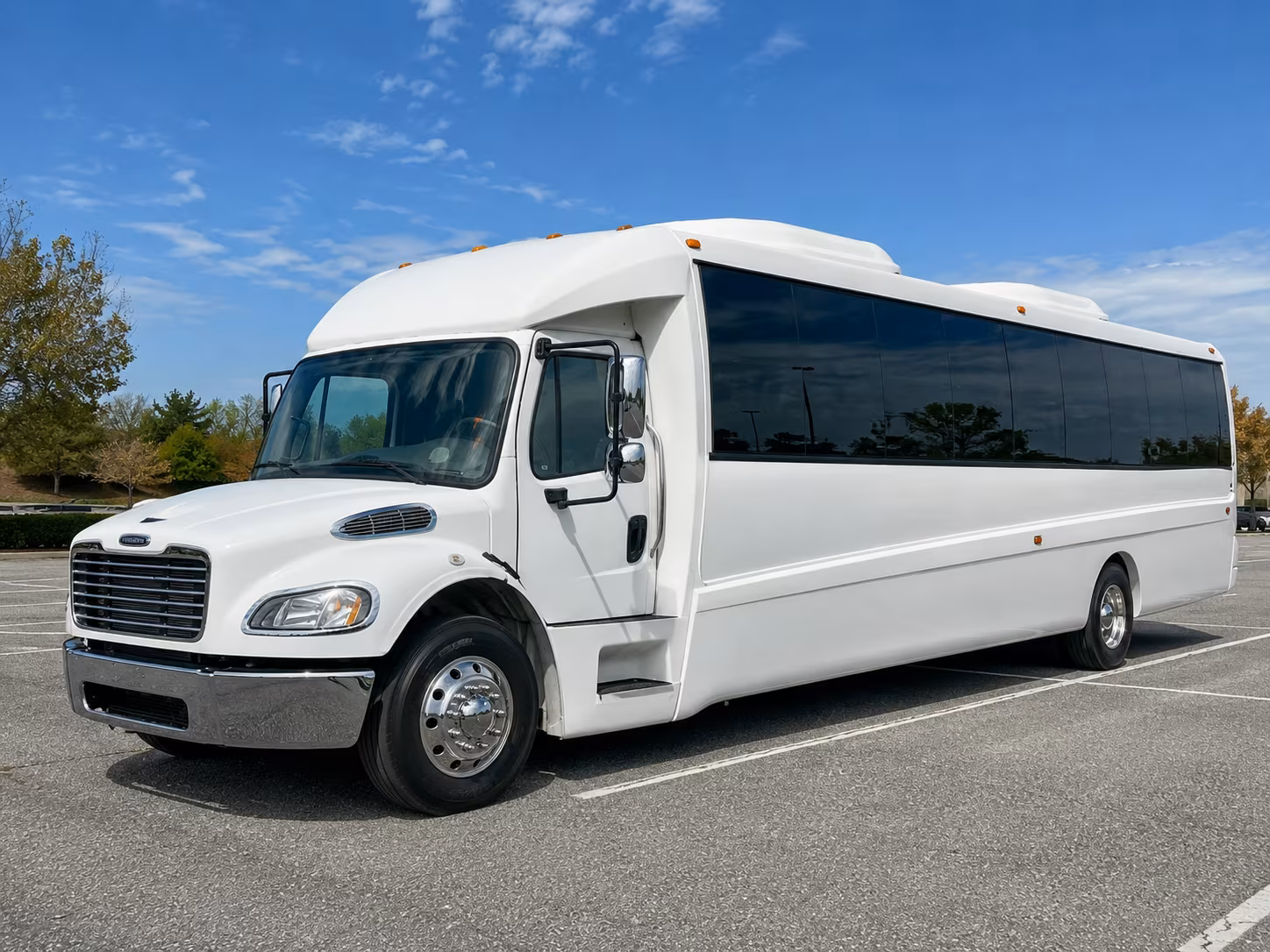white plains 30 passenger party bus