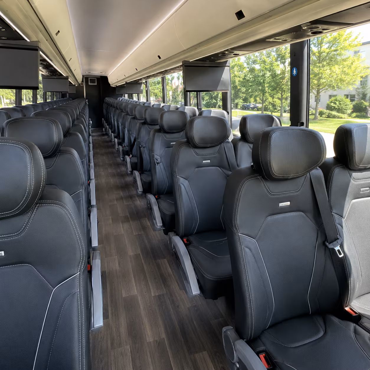 white plains charter buses to new york city long island