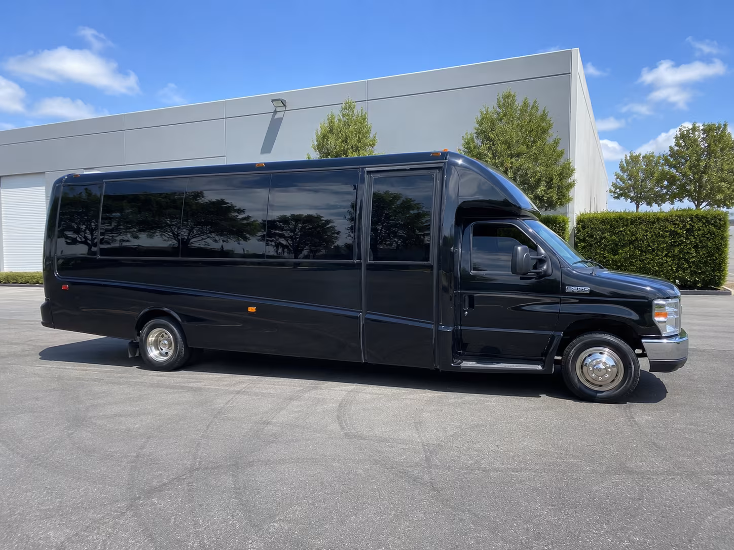 white plains new years eve party bus rental